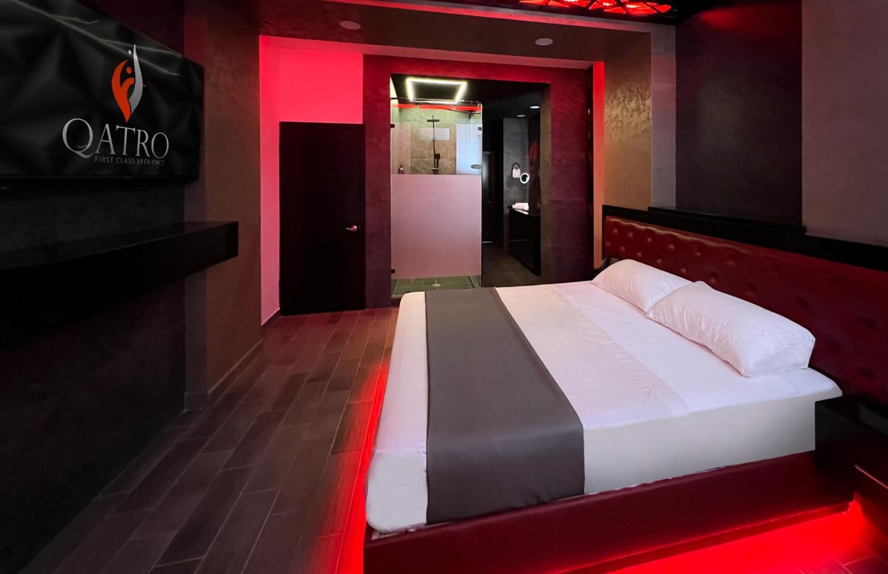 Motel Boutique Qatro Ensenada Exteriör bild